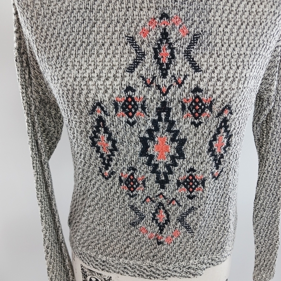 ALYA Knit Aztec Sweater Womens Hi Low Casual Long Sleeve Crew Neck Size S - Picture 2 of 9